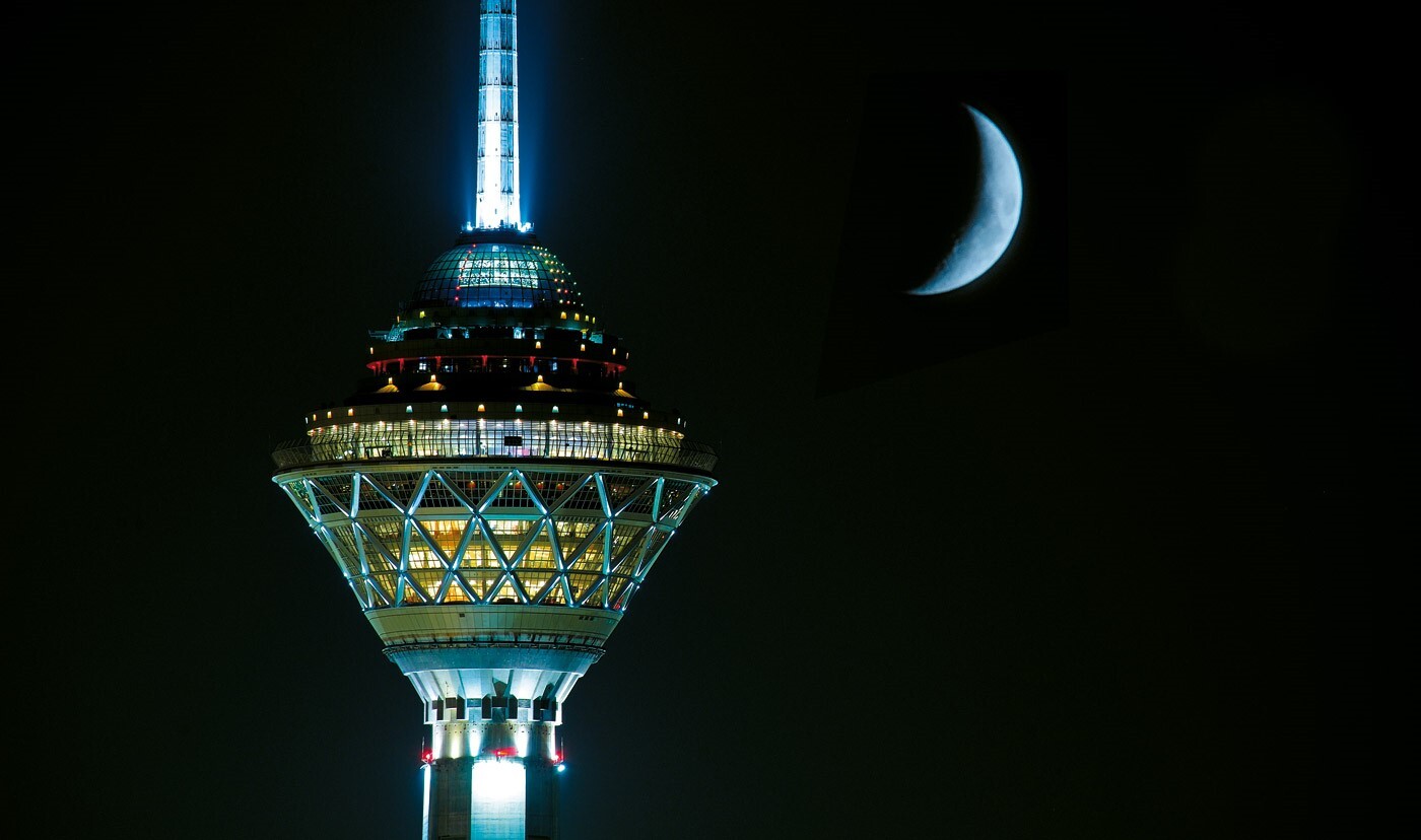 برج میلاد تاسوعا و عاشورا تعطیل است برج میلاد تاسوعا و عاشورا تعطیل است