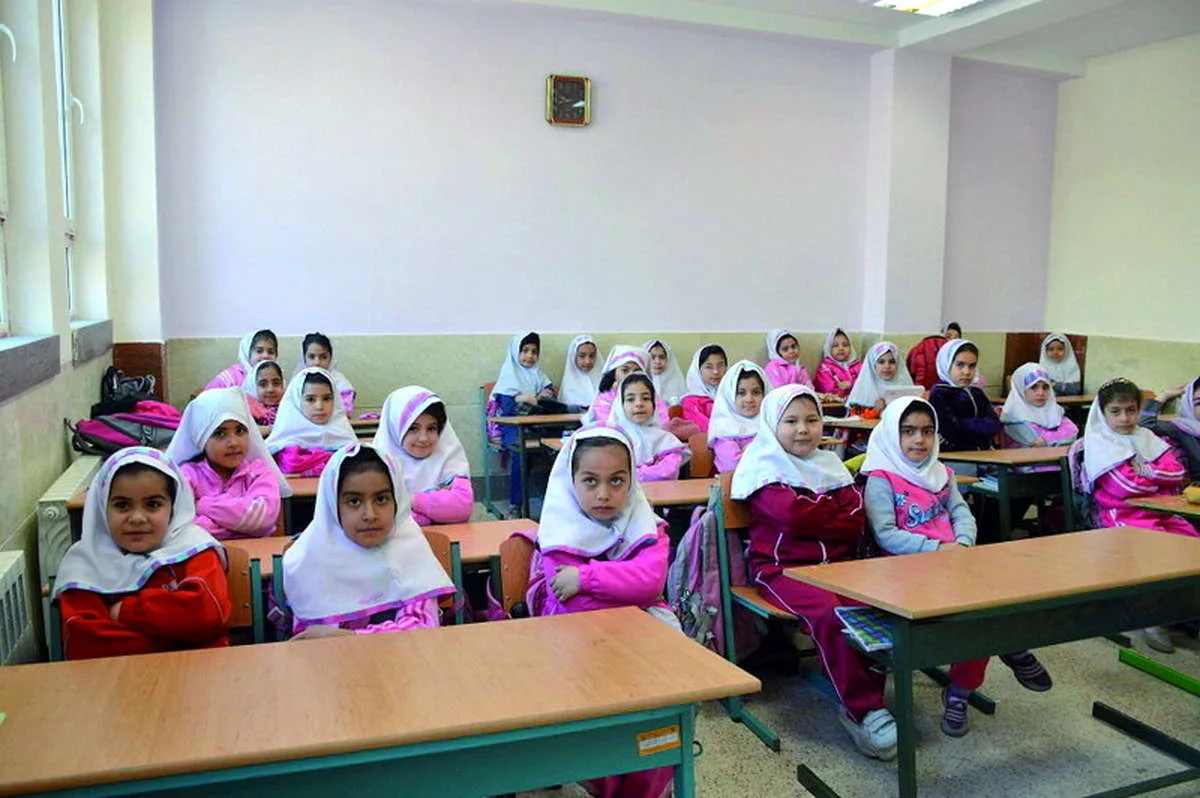 مدارس دولتی در هنگام ثبت نام حق دریافت شهریه ندارند مدارس دولتی در هنگام ثبت نام حق دریافت شهریه ندارند